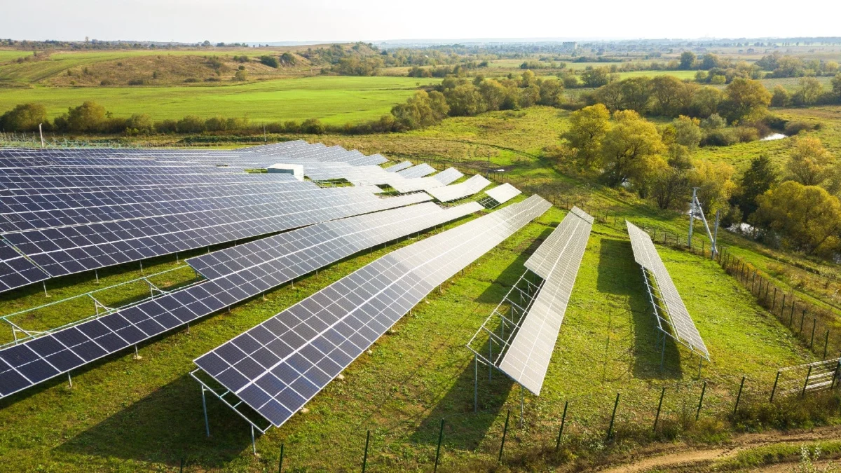 Naturgy Accelerates Australian Renewable Expansion with Major Fraser Coast Hybrid Project