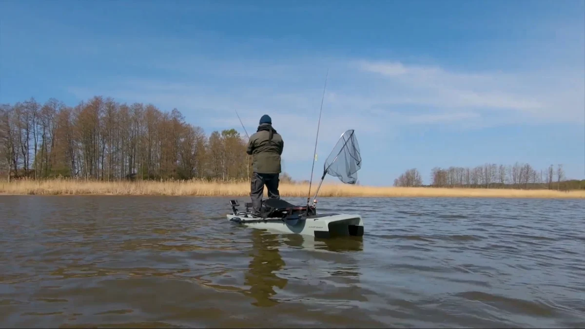 Powering Your Pursuit: The Definitive Guide to Choosing a Motorized Fishing Kayak