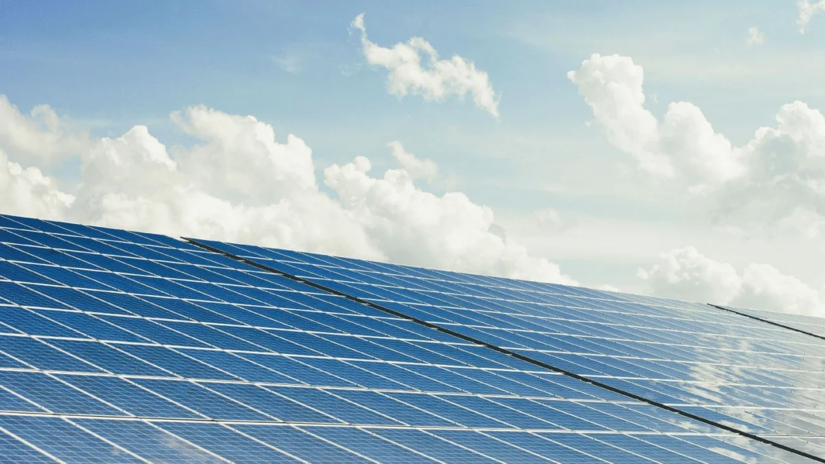 IREDA Backs Landmark 1.16GW Maharashtra Solar Initiative: A Strategic Shift for Vikran Engineering
